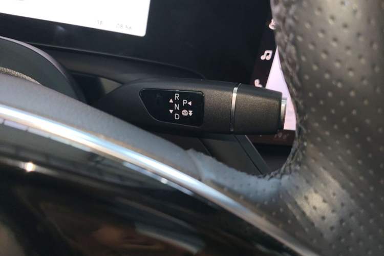 Used XPeng P7 2024 P7i 550 Pro Gear Lever
