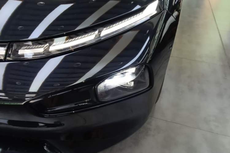 Used XPeng P7 2024 P7i 550 Pro Left Front Headlight