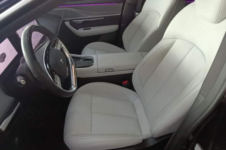 Used XPeng P7 2024 P7i 550 Pro Left Front Seat