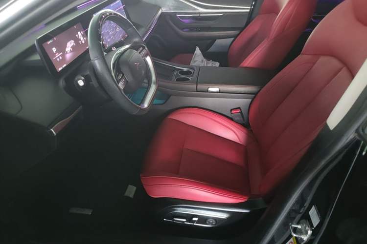 Used XPeng P7 2024 P7i 550 Pro Left Front Seat