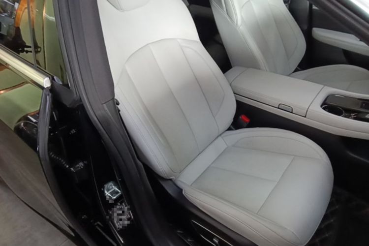 Used XPeng P7 2024 P7i 550 Pro Right Front Seat