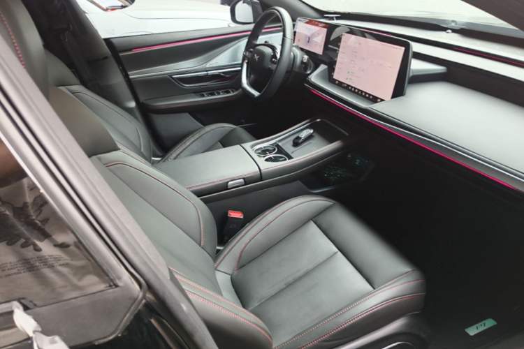 Used XPeng P7 2024 P7i 550 Pro Right Front Seat
