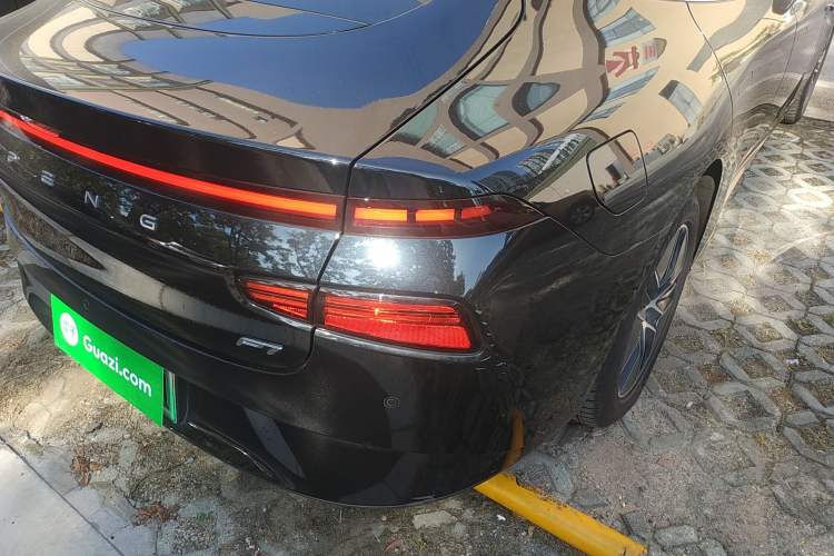 Used XPeng P7 2024 P7i 550 Max Right Rear Taillight