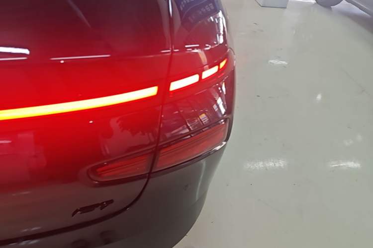 Used XPeng P7 2024 P7i 550 Pro Right Rear Taillight
