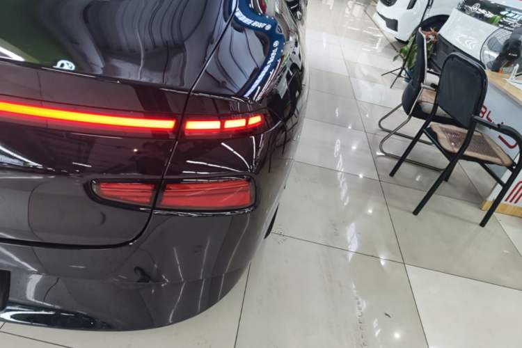 Used XPeng P7 2024 P7i 550 Pro Right Rear Taillight