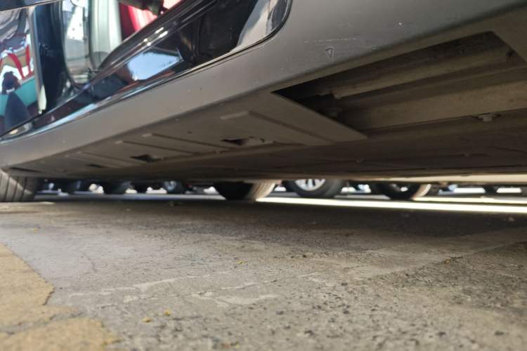 Used XPeng P7 2024 P7i 550 Pro Right Side Sill