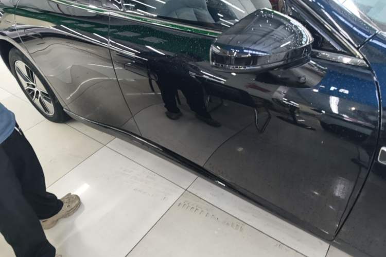 Used XPeng P7 2024 P7i 550 Pro Right Side Sill