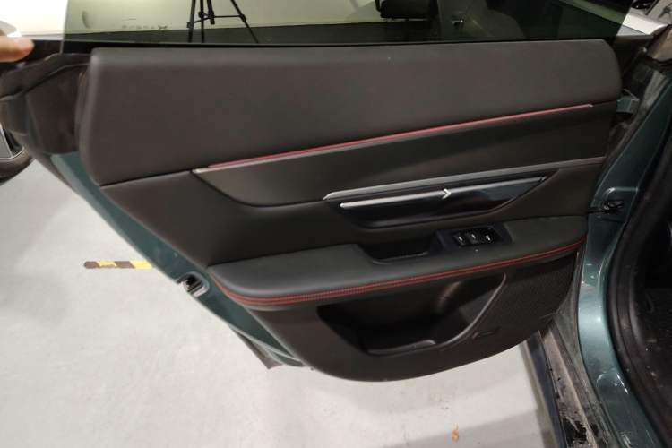 Used XPeng P7 2024 P7i 550 Pro Left Rear Door Interior