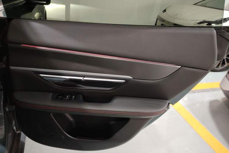 Used XPeng P7 2024 P7i 550 Pro Right Rear Door Interior