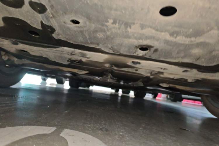 Used XPeng P7 2024 P7i 702 Max Pengyi Edition Chassis Rear