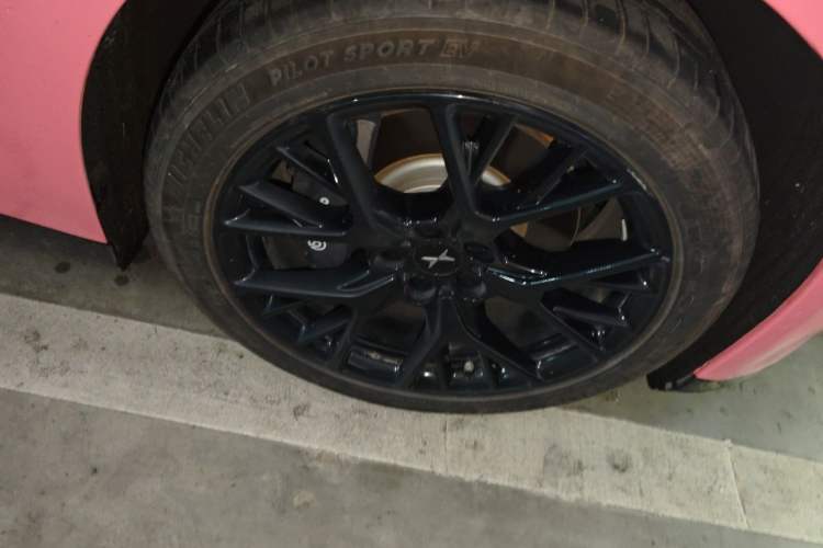 Used XPeng P7 2024 P7i 702 Max Pengyi Edition Right Front Wheel Hub