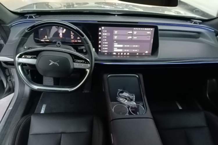 Used XPeng P7 2024 P7i 550 Pro Center Console