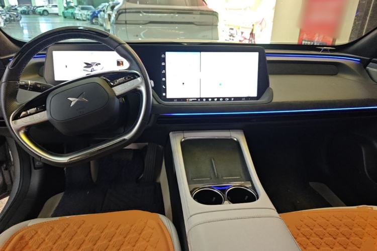 Used XPeng P7 2024 P7i 550 Max Center Console