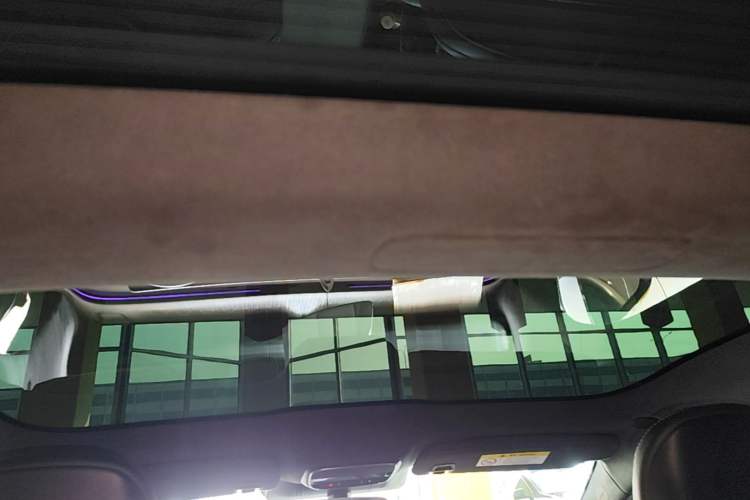 Used XPeng P7 2024 P7i 550 Pro Headliner