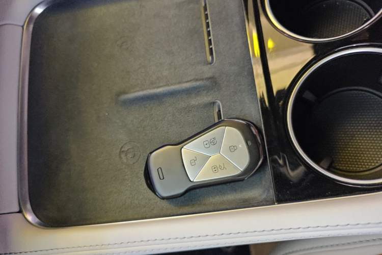 Used XPeng P7 2024 P7i 550 Max Vehicle Key