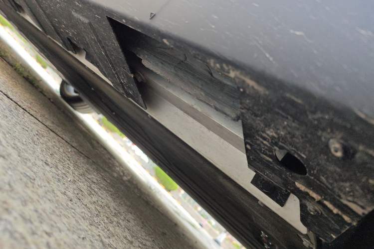 Used XPeng P7 2024 P7i 702 Max Pengyi Edition Chassis Front Right