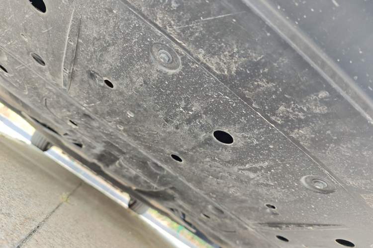 Used XPeng P7 2024 P7i 702 Max Pengyi Edition Chassis Rear