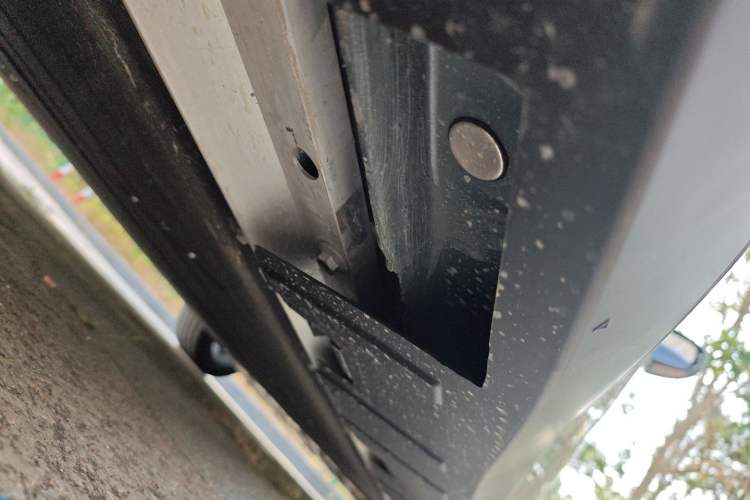 Used XPeng P7 2024 P7i 702 Max Pengyi Edition Chassis Rear Right