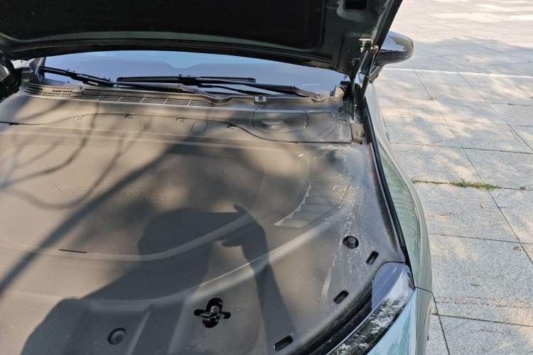 Used XPeng P7 2024 P7i 702 Max Pengyi Edition Engine Bay Left