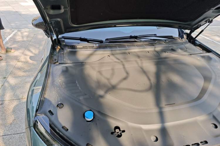 Used XPeng P7 2024 P7i 702 Max Pengyi Edition Engine Bay Right