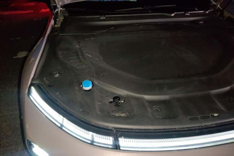 Used XPeng P7 2024 P7i 702 Max Pengyi Edition Engine Bay Right