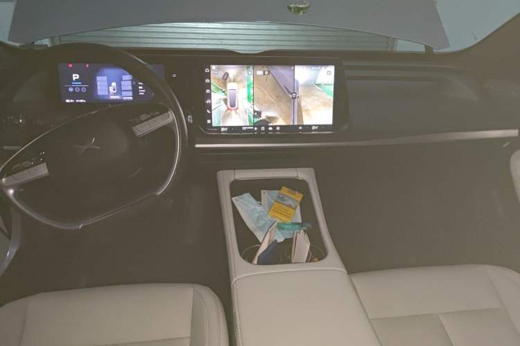 Used XPeng P7 2024 P7i 702 Max Pengyi Edition Center Console