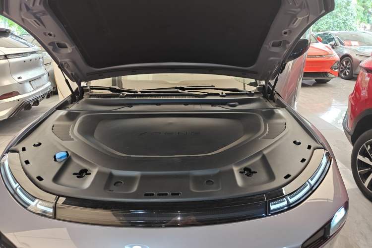 Used XPeng P7 2024 P7i 702 Max Pengyi Edition Engine Bay