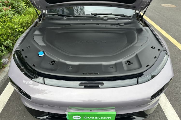 Used XPeng P7 2024 P7i 550 Max Engine Bay