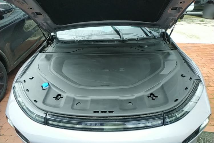Used XPeng P7 2024 P7i 702 Max Pengyi Edition Engine Bay