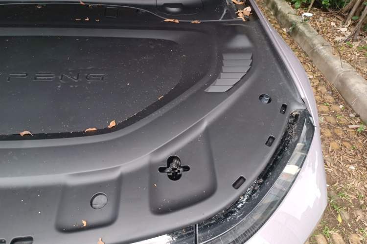Used XPeng P7 2024 P7i 702 Max Pengyi Edition Engine Bay Left