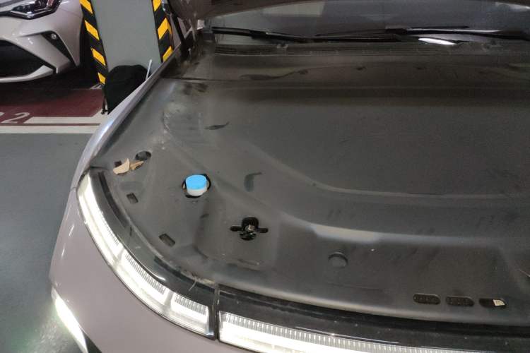 Used XPeng P7 2024 P7i 702 Max Pengyi Edition Engine Bay Right