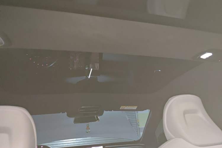 Used XPeng P7 2024 P7i 702 Max Pengyi Edition Headliner