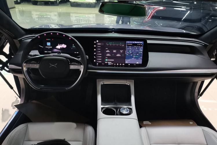 Used XPeng P7 2024 P7i 702 Max Pengyi Edition Interior 2