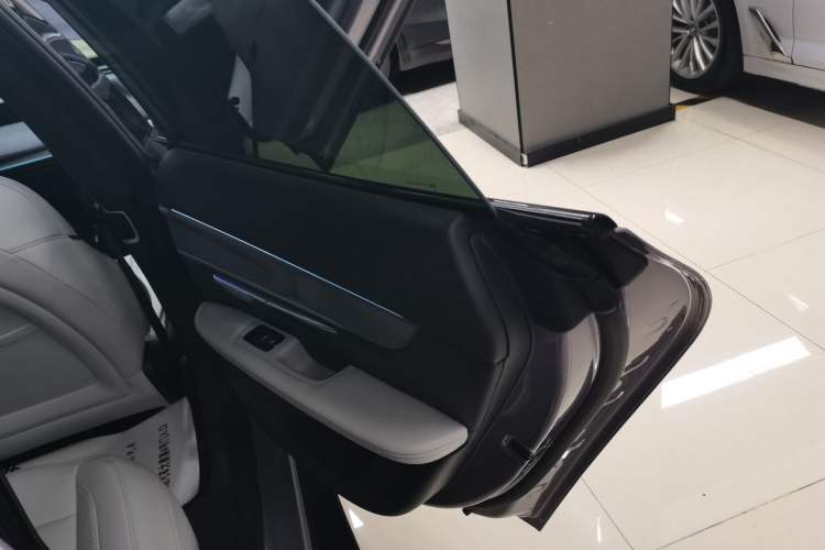 Used XPeng P7 2024 P7i 702 Max Pengyi Edition Interior 6