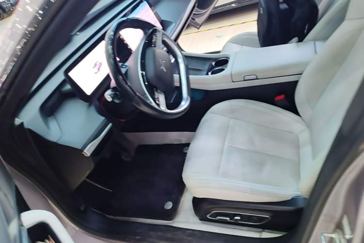 Used XPeng P7 2024 P7i 702 Max Pengyi Edition Left Front Seat