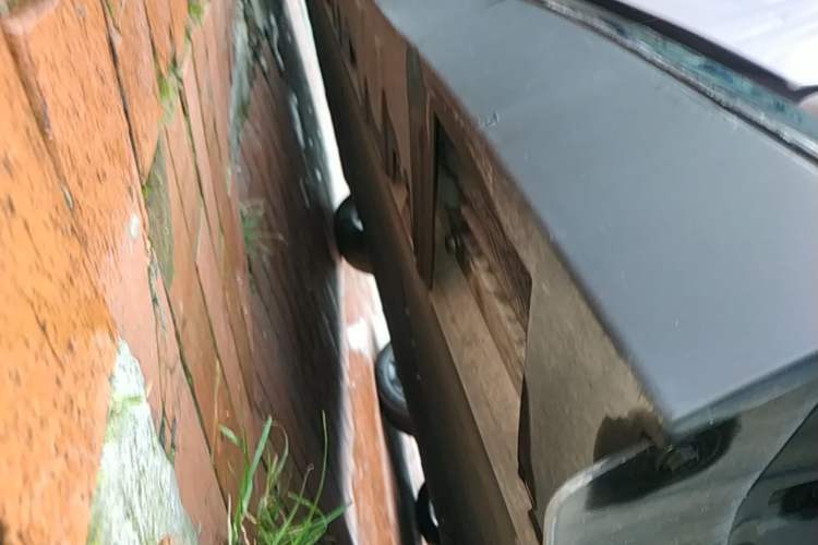 Used XPeng P7 2024 P7i 702 Max Pengyi Edition Left Side Sill