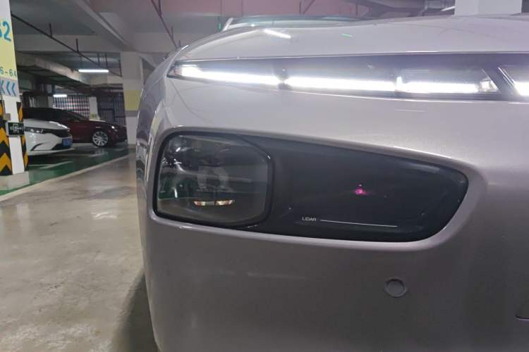 Used XPeng P7 2024 P7i 702 Max Pengyi Edition Right Front Headlight