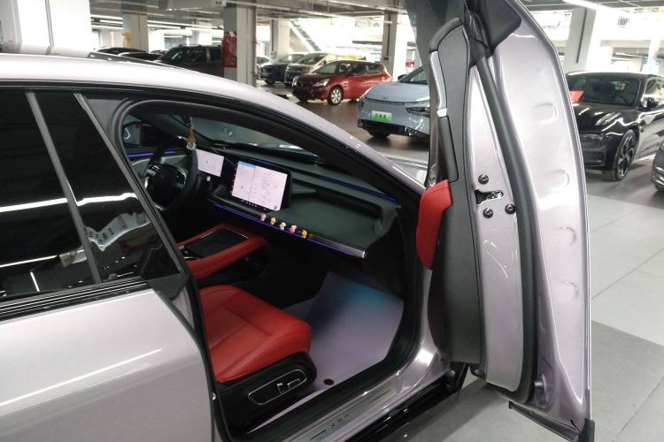 Used XPeng P7 2024 P7i 702 Max Pengyi Edition Right Front Seat
