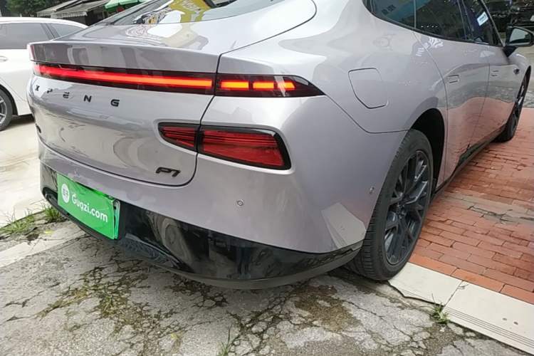 Used XPeng P7 2024 P7i 702 Max Pengyi Edition Right Rear Taillight