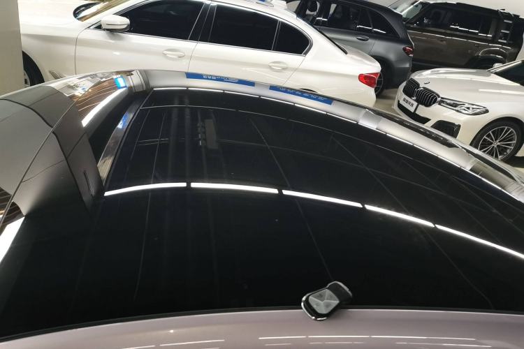 Used XPeng P7 2024 P7i 702 Max Pengyi Edition Roof