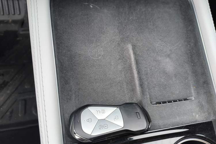 Used XPeng P7 2024 P7i 702 Max Pengyi Edition Vehicle Key