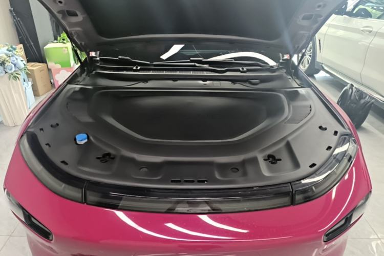 Used XPeng P7 2024 P7i 702 Max Pengyi Edition Engine Bay