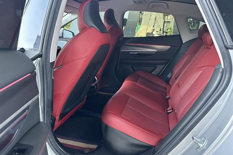 Used XPeng P7 2024 P7i 550 Pro Interior 4