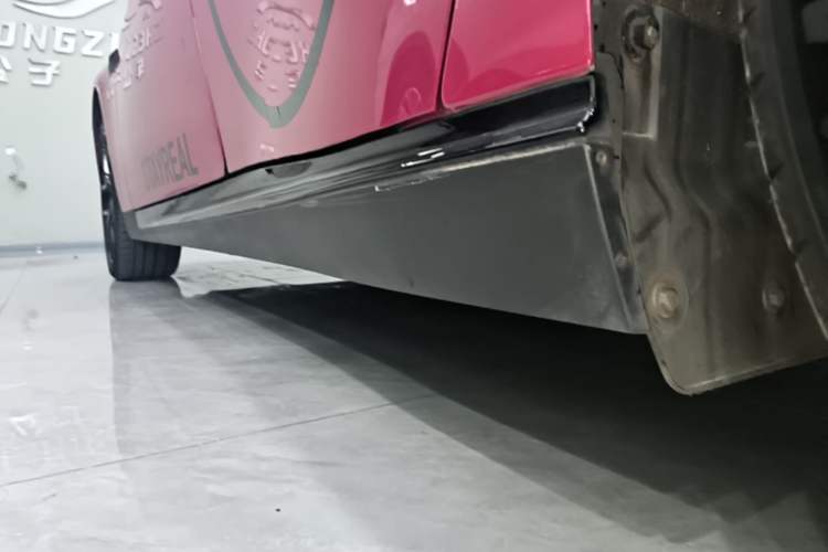 Used XPeng P7 2024 P7i 702 Max Pengyi Edition Left Side Sill