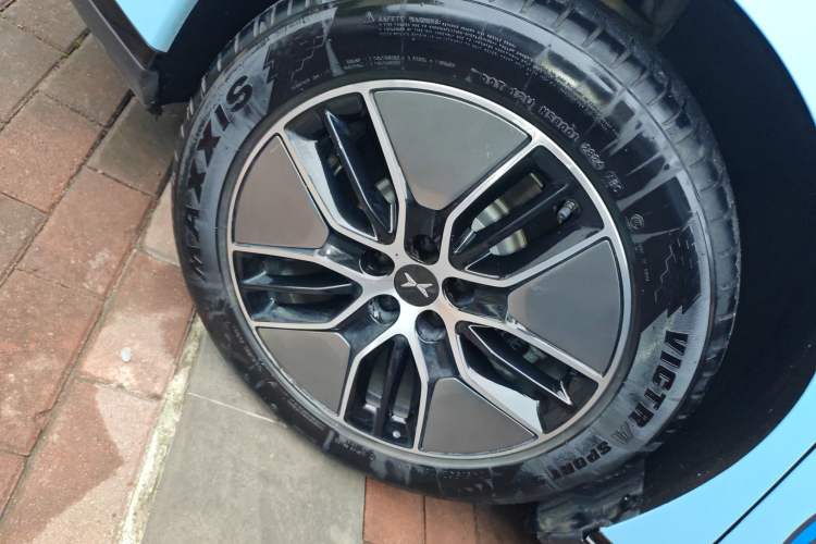 Used XPeng P7 2024 P7i 550 Pro Right Rear Wheel Hub