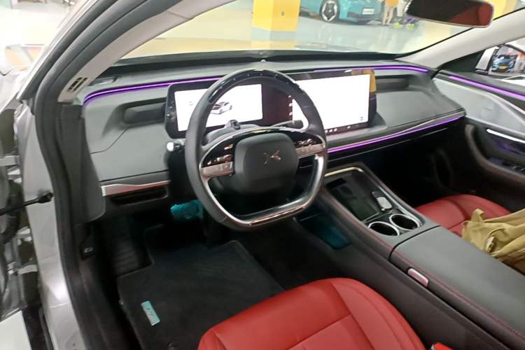 Used XPeng P7 2024 P7i 550 Pro Center Console