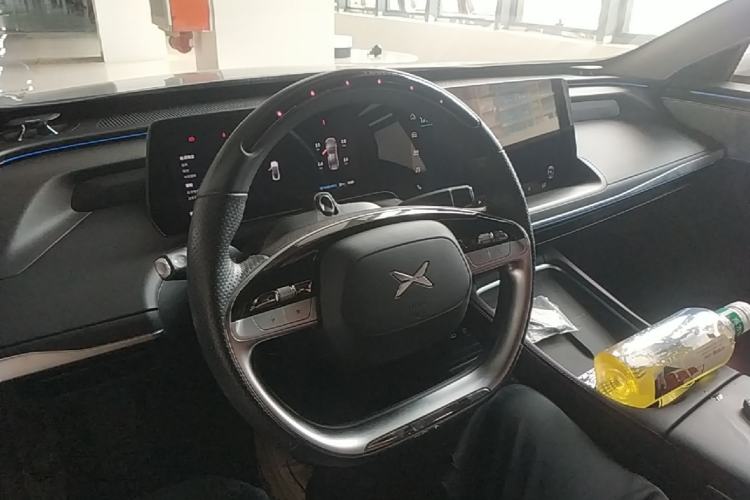 Used XPeng P7 2024 P7i 550 Pro Center Console