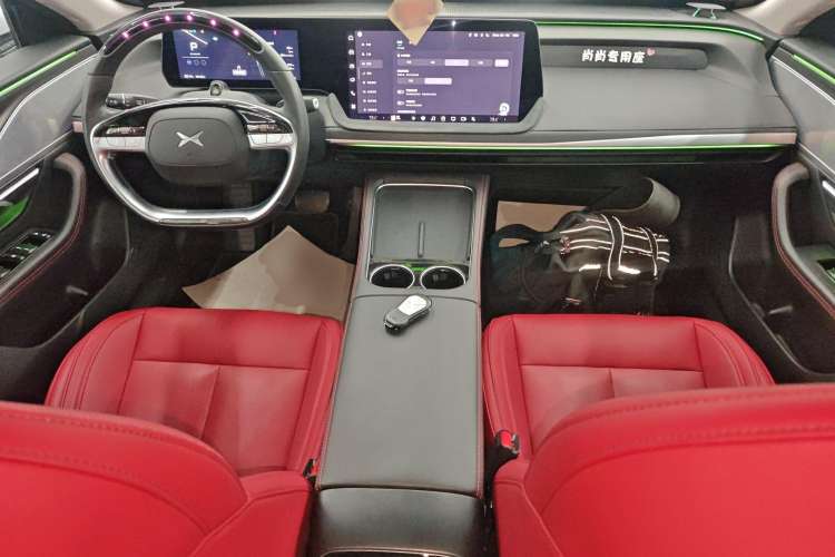 Used XPeng P7 2024 P7i 550 Max Center Console