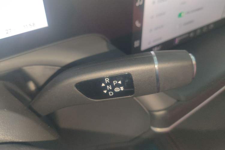 Used XPeng P7 2024 P7i 550 Pro Gear Lever
