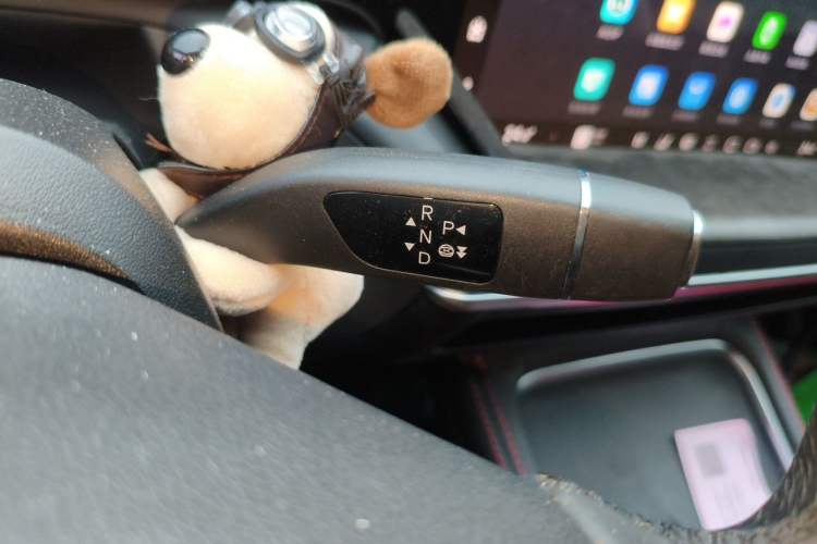 Used XPeng P7 2024 P7i 550 Pro Gear Lever